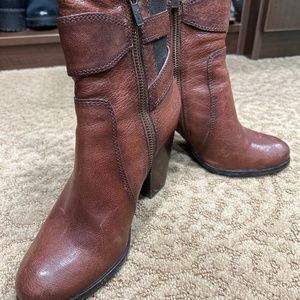 Frye Patty Gore Women SZ 7.5 Double Buckle